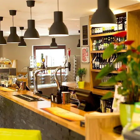Yha Cardiff Central-3